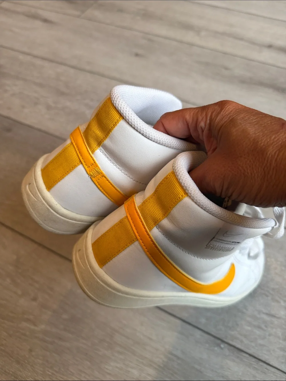 Nike court royale 2 dunk High-Top White Leather Sneaker with Yellow Swoosh 8.5